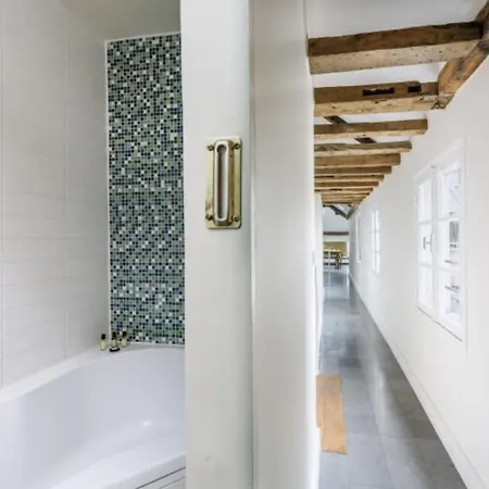 Apartment Guestready - St Honore - 4 Bedroom Flat With Terrace Paris