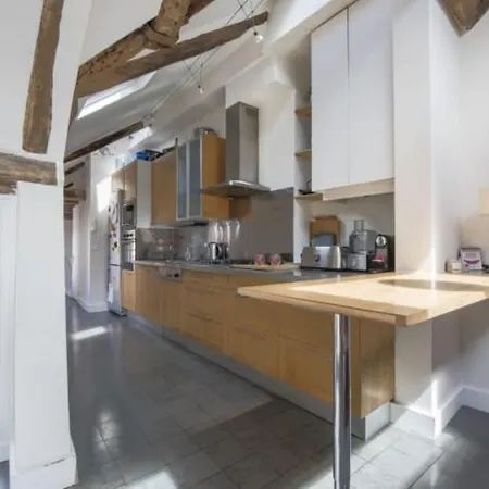Guestready - St Honore - 4 Bedroom Flat With Terrace Paris